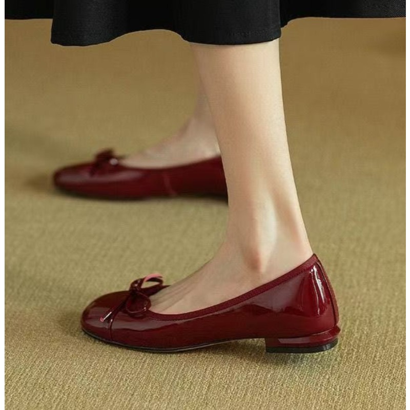 Street Fashion Women - Women Retro Gentle Bowknot Flat Shoes